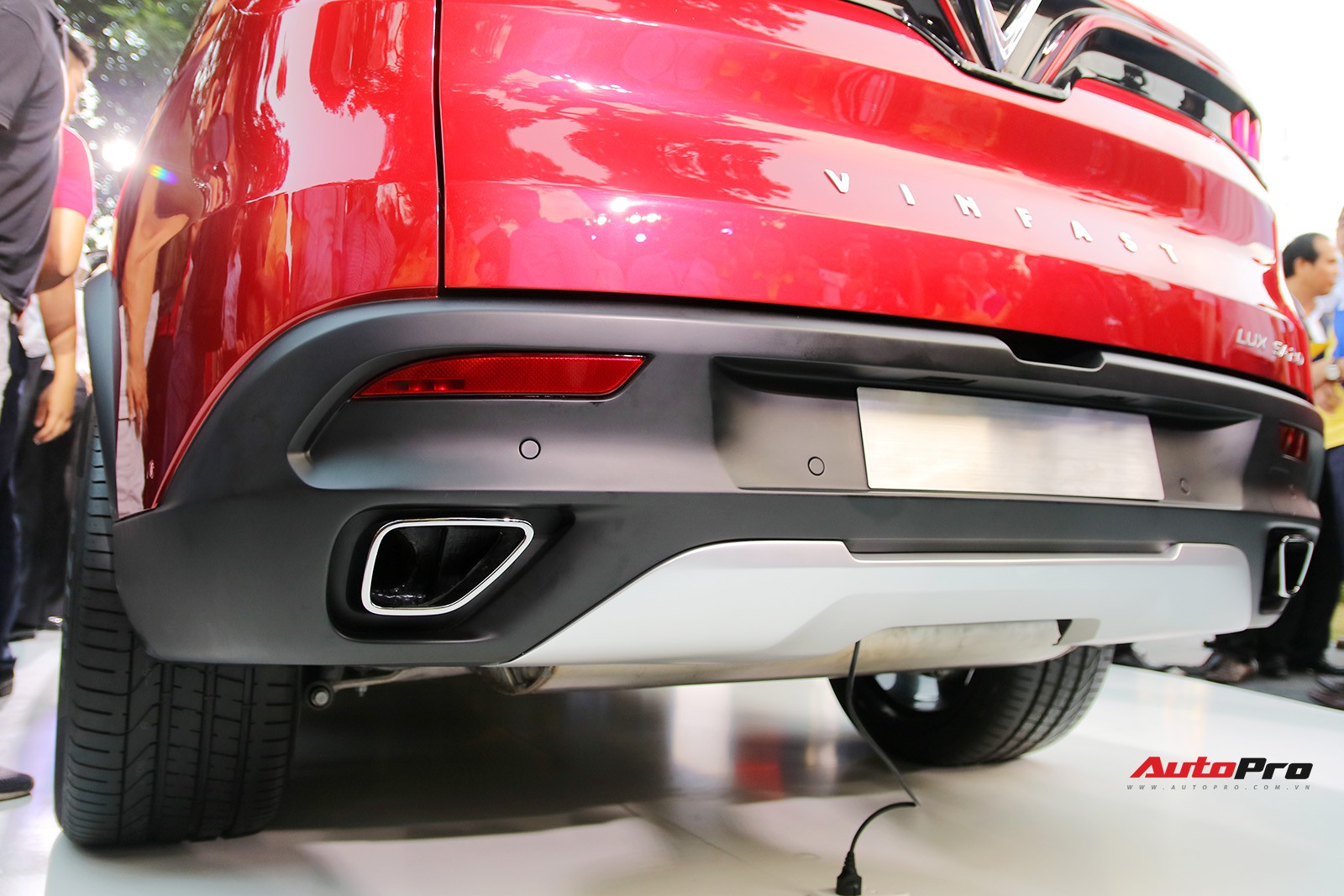 VinFast cho cá nhân hoá hàng triệu cấu hình sedan, SUV như xe sang