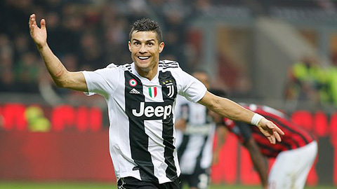 Trước Juventus, Milan từng suýt mua Ronaldo