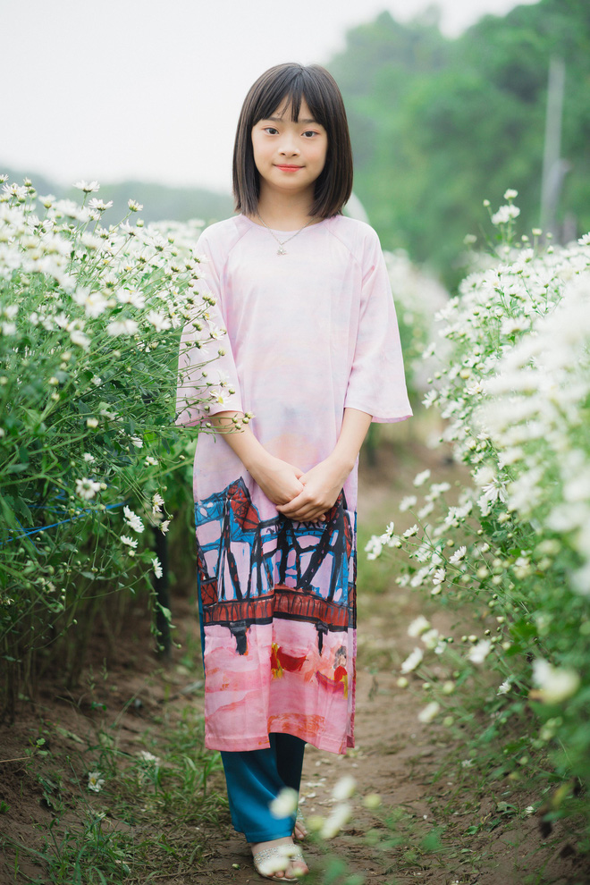 Cô bé có khoảnh khắc gây thương nhớ trên sân Mỹ Đình và những thông tin nhầm lẫn