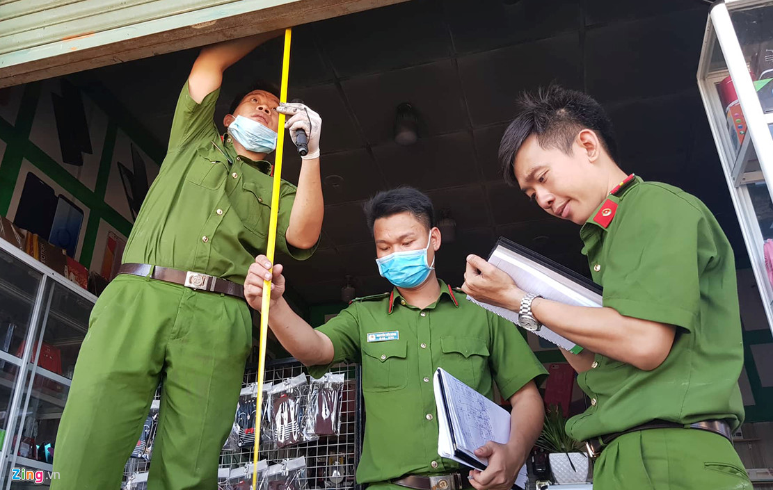 Video ảnh: Cảnh sát khám nghiệm hiện trường cháy xe bồn chở xăng làm 6 người chết