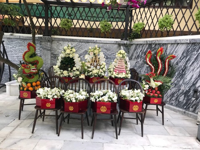 Hot: Những hình ảnh đầu tiên về đám hỏi bí mật của Á hậu Thanh Tú với chồng đại gia U40