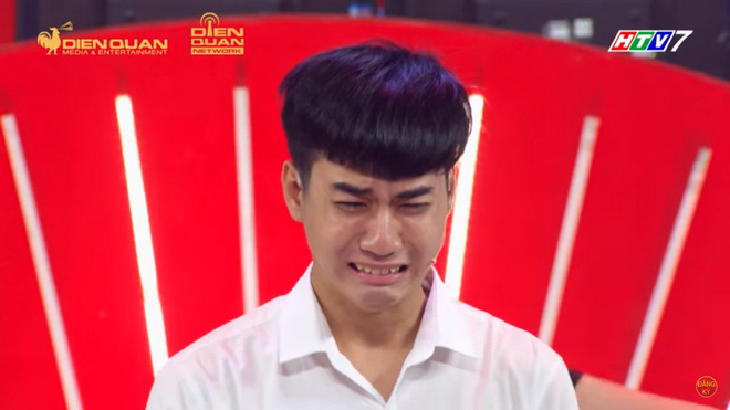 Trường Giang tức giận, mắng chửi khiến thí sinh phải bật khóc ngay giữa sân khấu