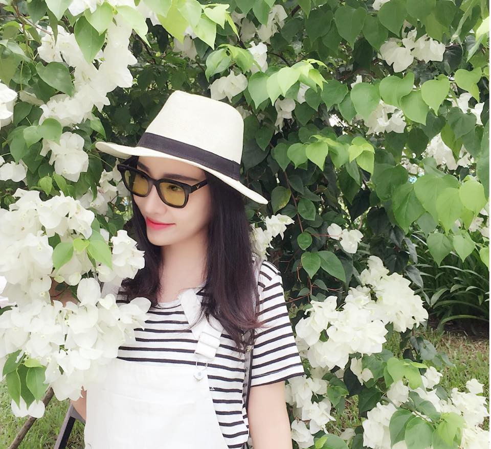 Vợ của chàng Kiên nghiện trong phim Quỳnh búp bê: Gái một con xinh đẹp đến ngẩn ngơ! Vợ của chàng Kiên nghiện trong phim Quỳnh búp bê: Gái một con xinh đẹp đến ngẩn ngơ!