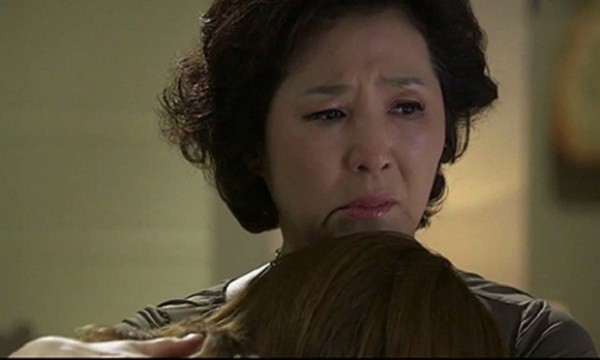 Cưới xong, được mẹ chồng cho 1 tỷ làm vốn nhưng ai ngờ bà lại thủ thỉ những lời này...