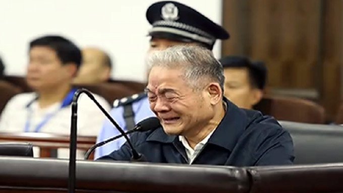 Quan tham TQ ăn hàng trăm tỷ, trồng trúc mong thoát án