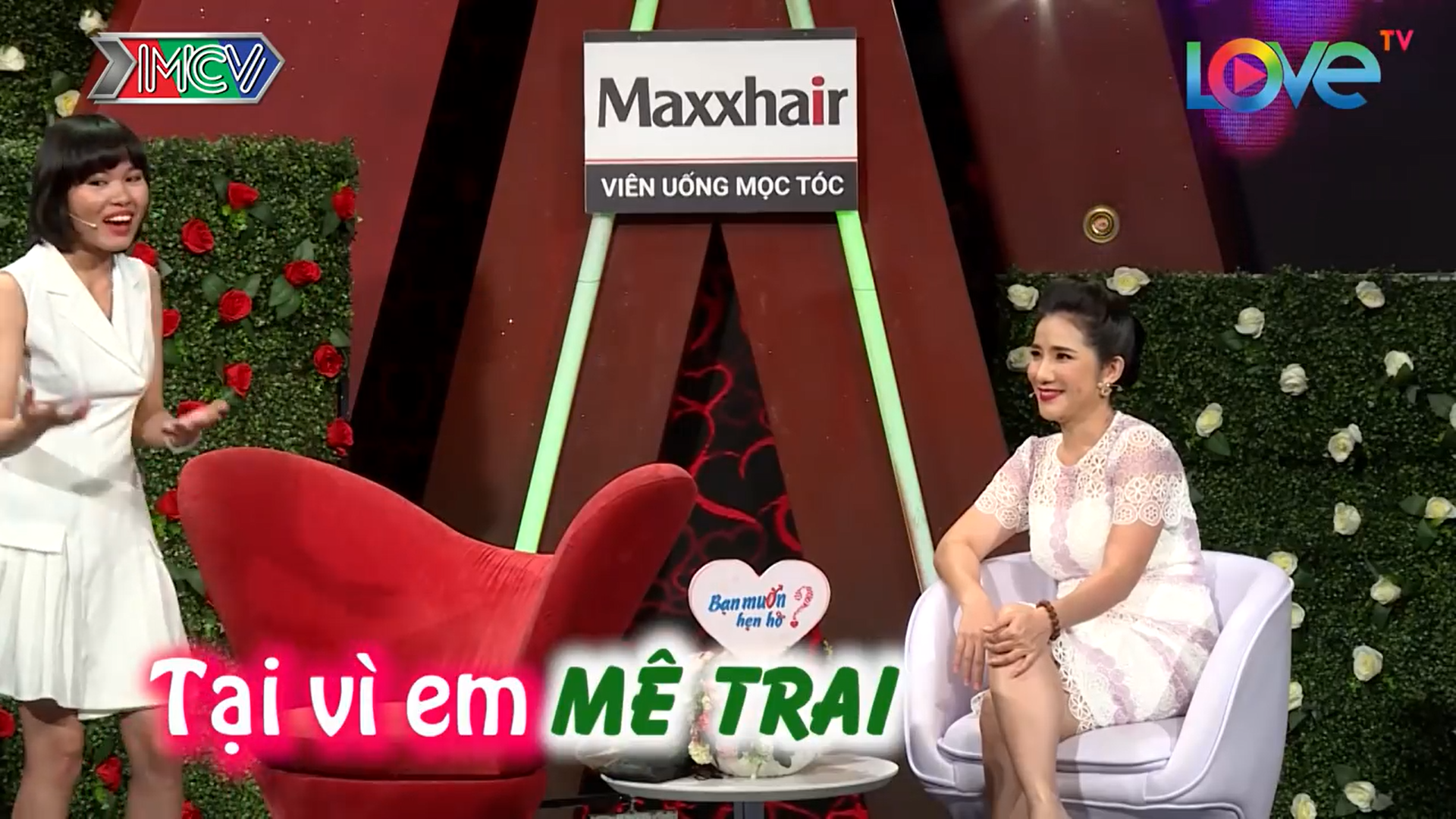 BMHH: Bị trêu không có cửa hẹn hò với trai 6 múi, cô gái dễ thương thành đôi với HLV thể hình cơ bắp