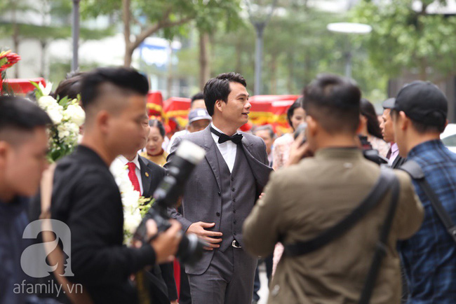 Cuối cùng chú rể của Á hậu Thanh Tú lộ diện, hóa ra lại là đại gia quen mặt đình đám trong giới doanh nhân Việt Nam