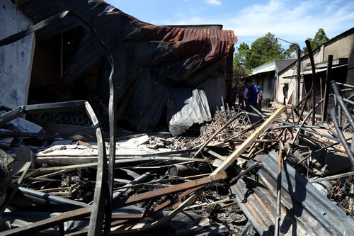 Nạn nhân cháy xe bồn ở Bình Phước đập tường, kêu cứu qua cửa thông gió