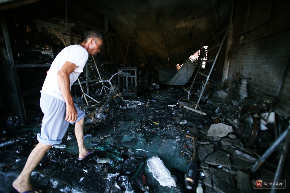 Vụ tai nạn thảm khốc làm 6 người chết ở Bình Phước: Tài xế xe ba gác va chạm với xe bồn xăng nói gì?