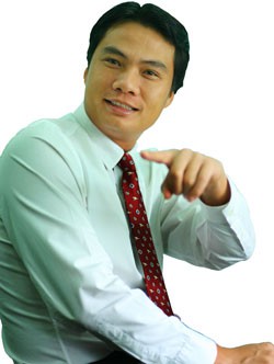 Chân dung chồng đại gia, hơn 16 tuổi của Á hậu Thanh Tú: Đã có 2 con riêng, là CEO nổi tiếng