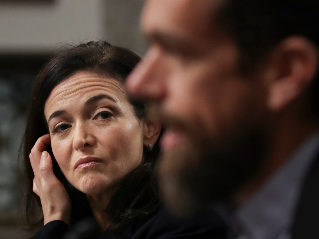 Facebook lâm nguy, người quan trọng nhất sẽ ra đi?