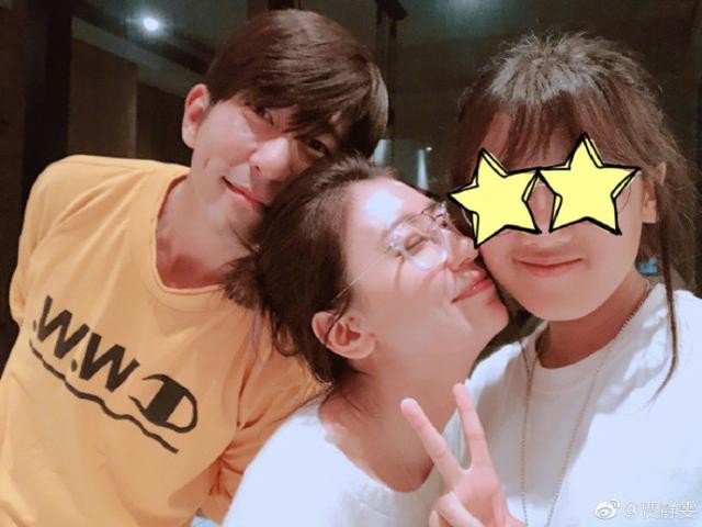 Triệu Mẫn Giả Tịnh Văn khoe ảnh cưới, chuẩn bị hôn lễ với chồng trẻ kém 9 tuổi sau bao cay đắng