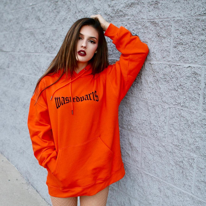 Nhan sắc nóng bỏng của hot girl 9X Mỹ