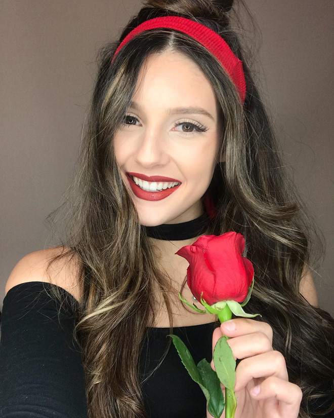 Nhan sắc nóng bỏng của hot girl 9X Mỹ