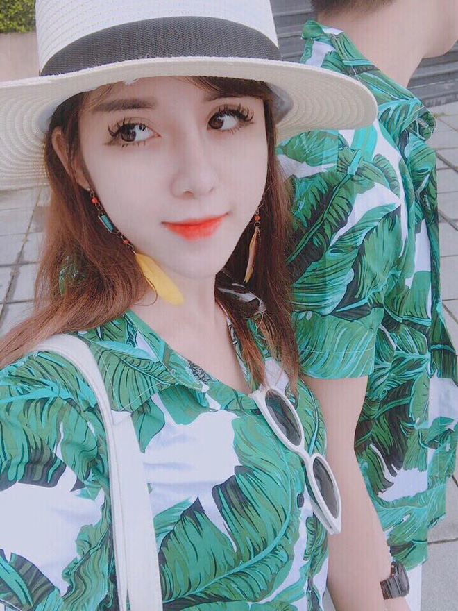 Vừa than ế tháng trước, tháng này Vlogger Huy Cung đã đăng ảnh đám hỏi và thông báo cuối năm cưới vợ