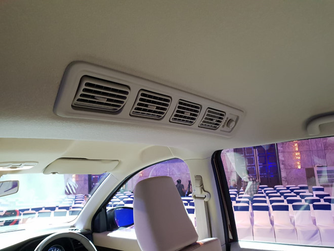 Xe 7 chỗ Suzuki Ertiga 2018 giá từ 10.500 USD tại Ấn Độ