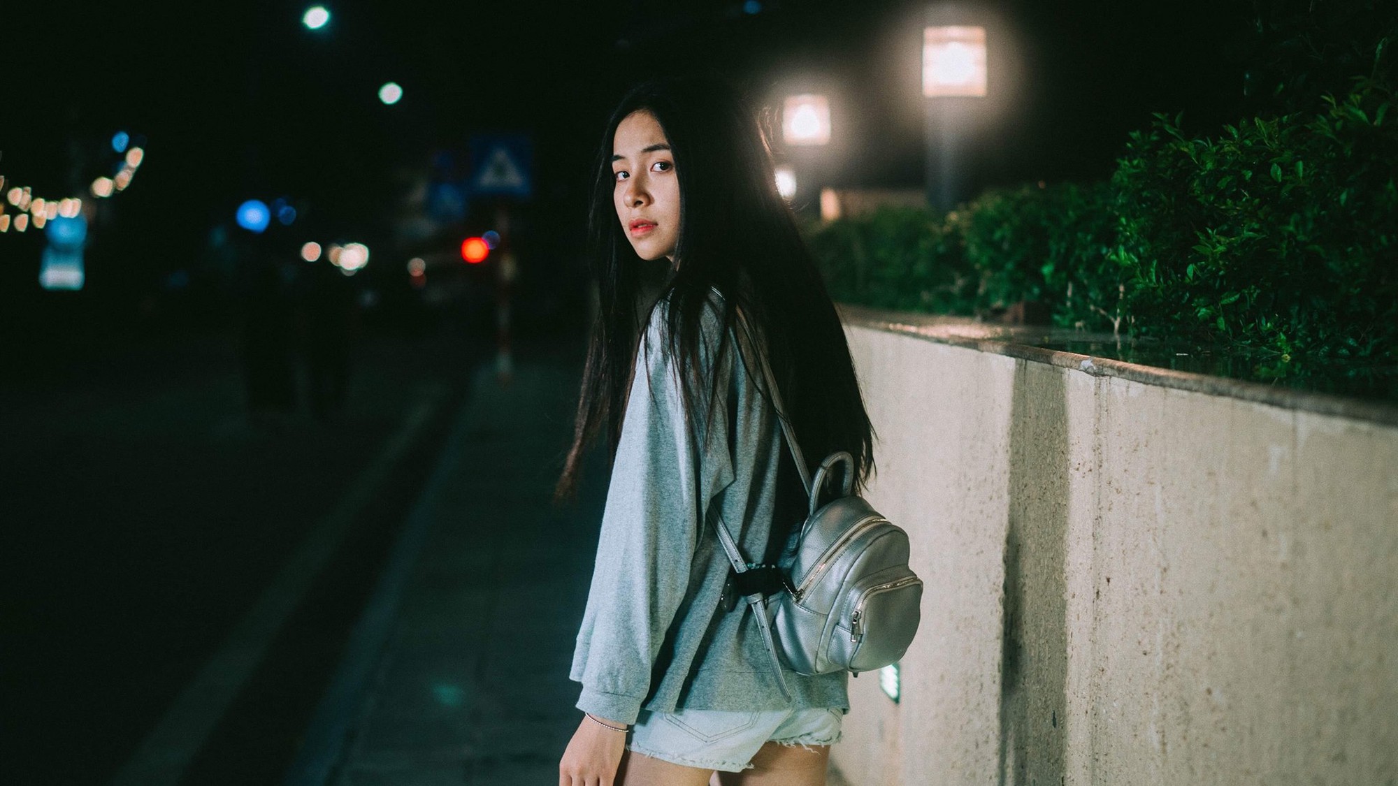 Gương mặt xinh đẹp mới toanh vào vai Quỳnh búp bê thuở nhỏ được hỏi xin info tới tấp