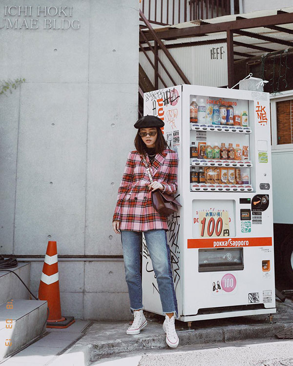 Diện quần jeans đi làm quả thực thú vị, nhưng mặc sao cho đúng chất công sở thì bạn cần nhớ 3 công thức sau