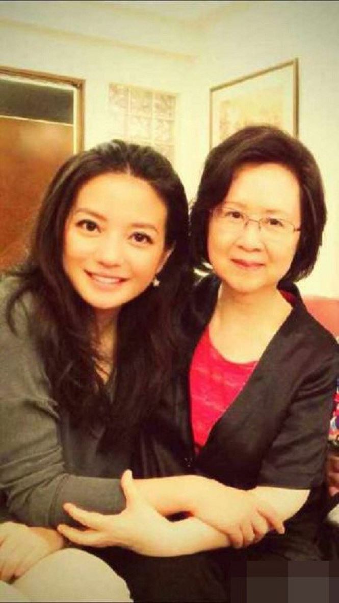 3 scandal ‘chấn động’ hủy hoại danh tiếng của Triệu Vy