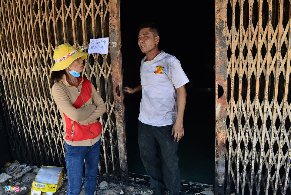 Cảnh tan hoang sau vụ cháy xe bồn chở xăng làm 6 người chết