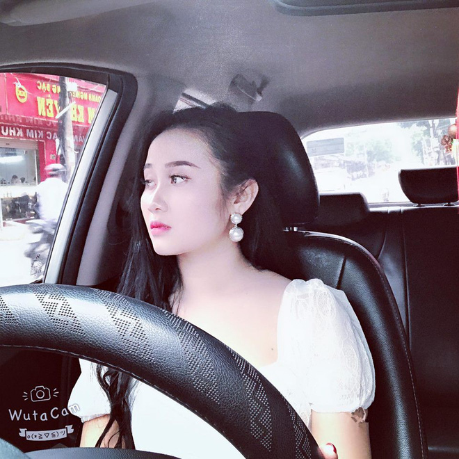 Bạn gái cầu thủ Tiến Linh: Là giáo viên dạy múa body nóng bỏng, từng đóng cả phim truyền hình! Bạn gái cầu thủ Tiến Linh: Là giáo viên dạy múa body nóng bỏng, từng đóng cả phim truyền hình!