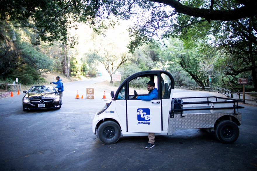 Mỹ: Thiên nhiên khủng hoảng vì khách, khách chết vì yêu thiên nhiên