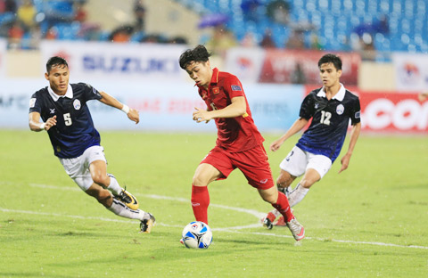 HLV Mai Đức Chung: ĐT Việt Nam nên đánh phủ đầu