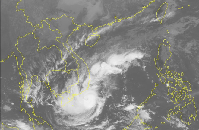Học sinh TP.HCM được nghỉ từ 12h trưa nay để tránh bão