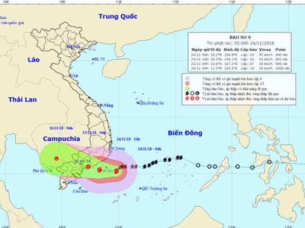 Nín thở chờ bão số 9: Ngừng họp chợ, sơ tán dân