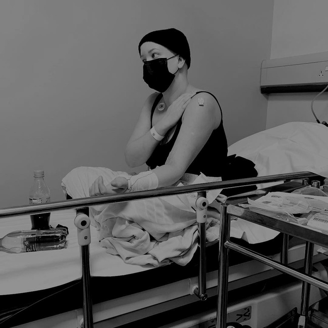 Cuối năm cưới, giữa năm phát hiện bị ung thư máu, cô nàng bị chồng tương lai phản bội và cái kết bất ngờ