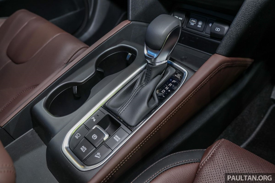 Hyundai Santa Fe 2019 về Malaysia trước VN, giá gần 45.000 USD