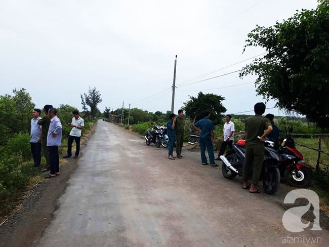 Bão số 9 suy yếu nhưng vẫn hoành hành Sài Gòn gây giông lốc, người miền Tây mòn mỏi trú bão chưa dám về nhà