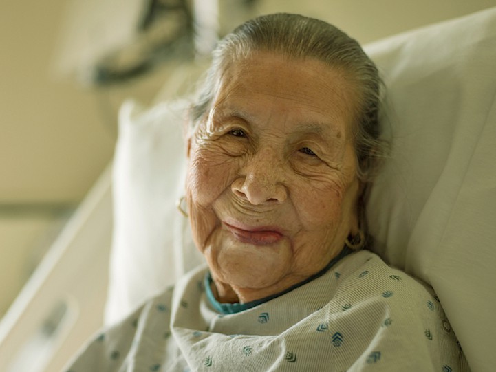 Chân dung những con người đang cận kề với cái chết, đẹp và bình yên đến lạ! Chân dung những con người đang cận kề với cái chết, đẹp và bình yên đến lạ!