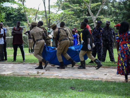 Bị chìm thuyền lúc ăn tiệc, 31 người thiệt mạng