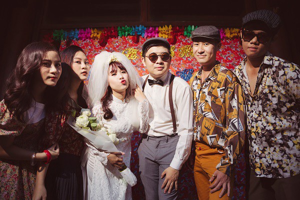 Bộ ảnh cưới có 1-0-2 xuyên không gần 1 thế kỉ của cặp đôi gặp nhau từ nhiều kiếp trước