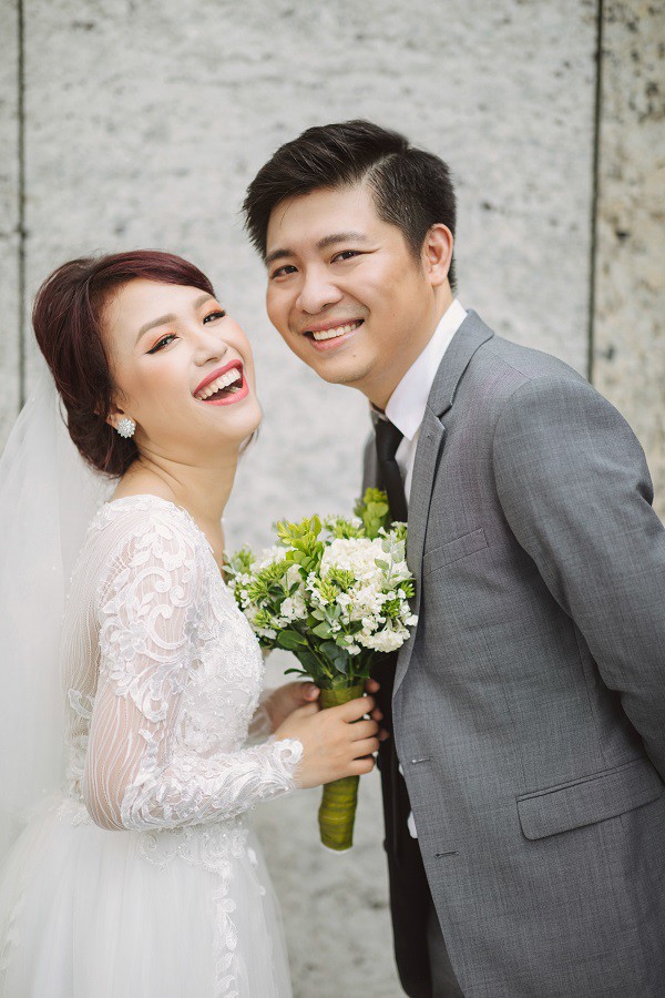 Bộ ảnh cưới có 1-0-2 xuyên không gần 1 thế kỉ của cặp đôi gặp nhau từ nhiều kiếp trước