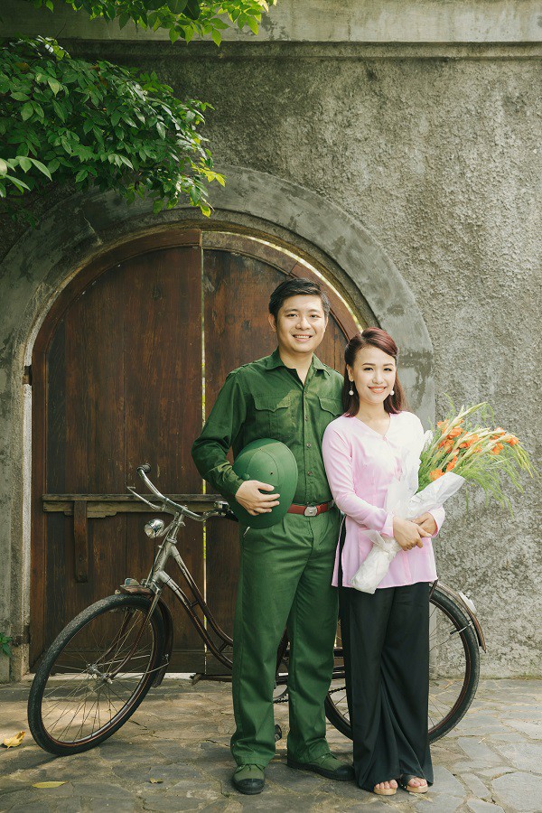 Bộ ảnh cưới có 1-0-2 xuyên không gần 1 thế kỉ của cặp đôi gặp nhau từ nhiều kiếp trước