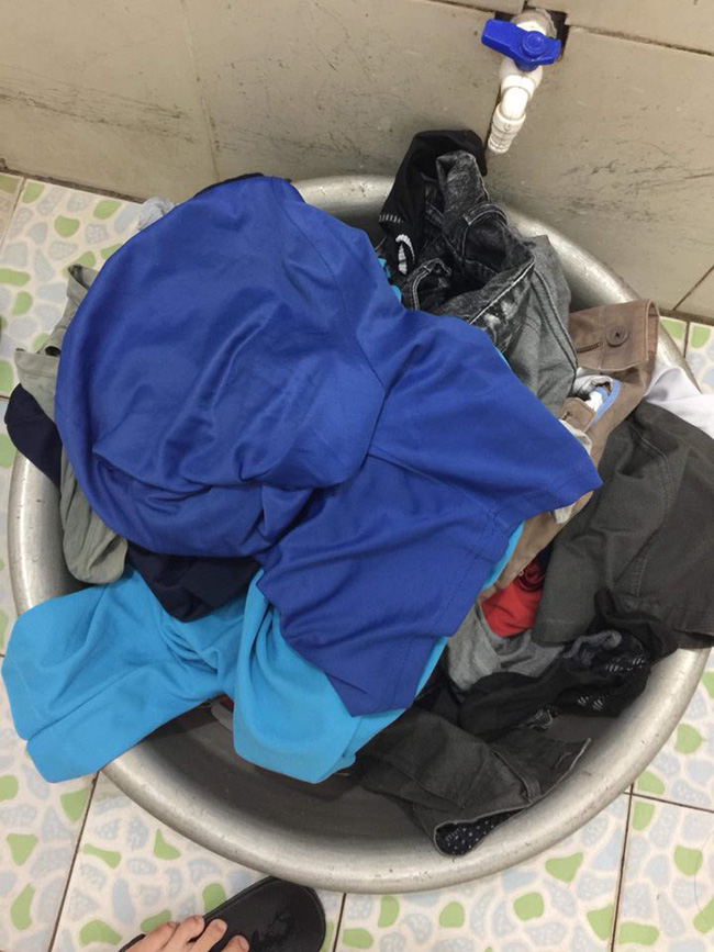 Đến hầu hạ nhà người yêu như osin, cô gái trẻ còn bị đá đểu là thất học