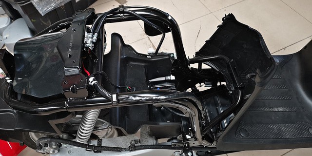 VinFast Klara đầu tiên bị người dùng bổ máy: Sự thật phía sau quảng cáo rầm rộ của Vingroup