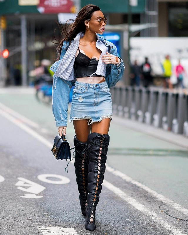 Bella Hadid, Kaia Gerber cạnh tranh danh hiệu người mẫu của năm 2018