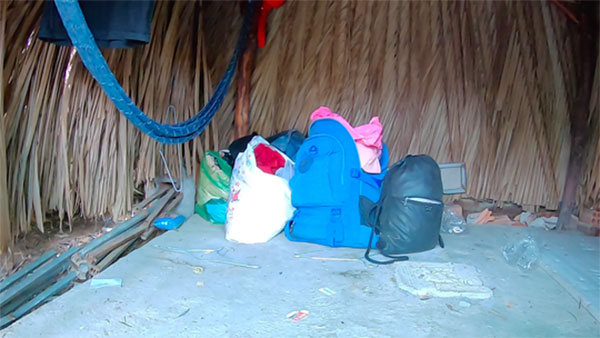 Video - Tiếng kêu cứu của cô gái trong động quỷ