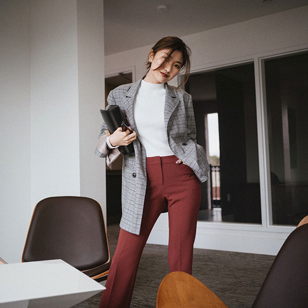 Trời đã vào đông, các nàng hãy cập nhật ngay 4 mẫu áo khoác đang hot nhất MXH để không bị lạc mốt