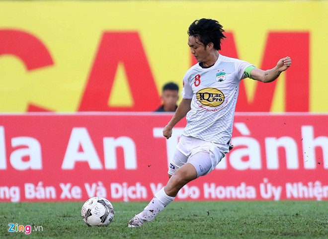 Tiền vệ Tuấn Anh chuẩn bị tái xuất trên sân cỏ