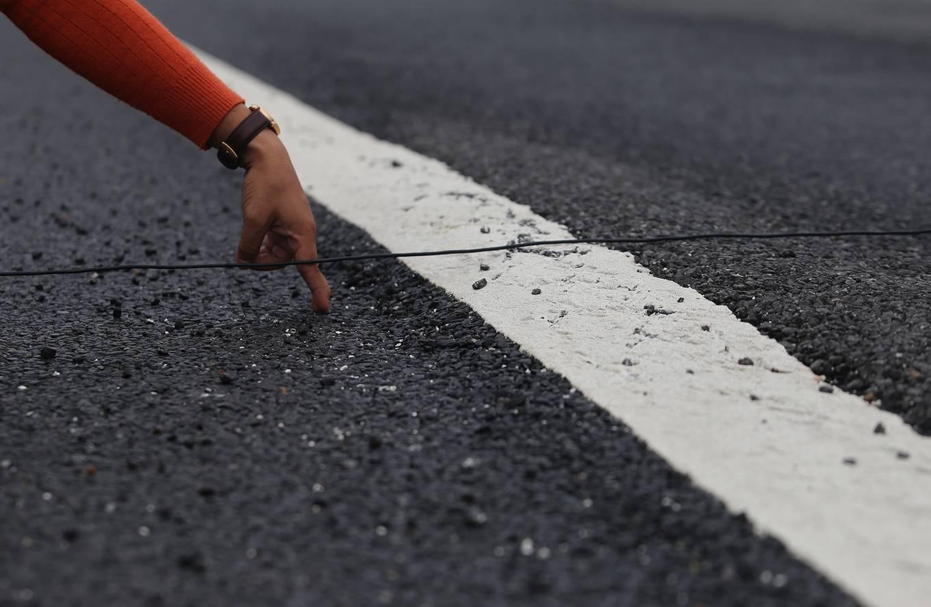 Video ảnh: Nhiều vết nứt lún, lượn sóng trên cao tốc Đà Nẵng - Quảng Ngãi