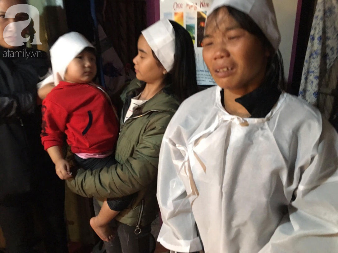 TP.HCM: Bố chết đuối khi cứu vườn rau trong bão, 3 đứa trẻ ngây ngô hỏi sao bố ngủ lâu quá không dậy hả mẹ?