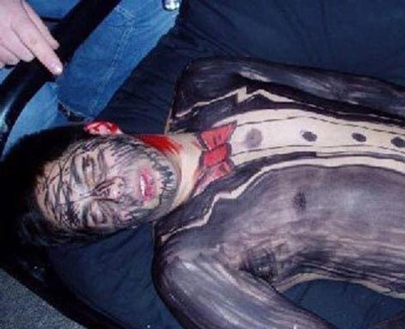 Chết cười với tuyệt chiêu dìm chồng khi say xỉn của các bà vợ lắm trò