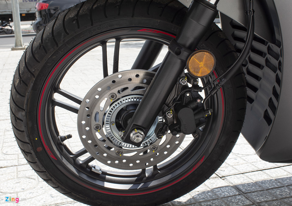 Honda SH 300i 2019 về VN sau 2 tuần ra mắt, giá 270-300 triệu