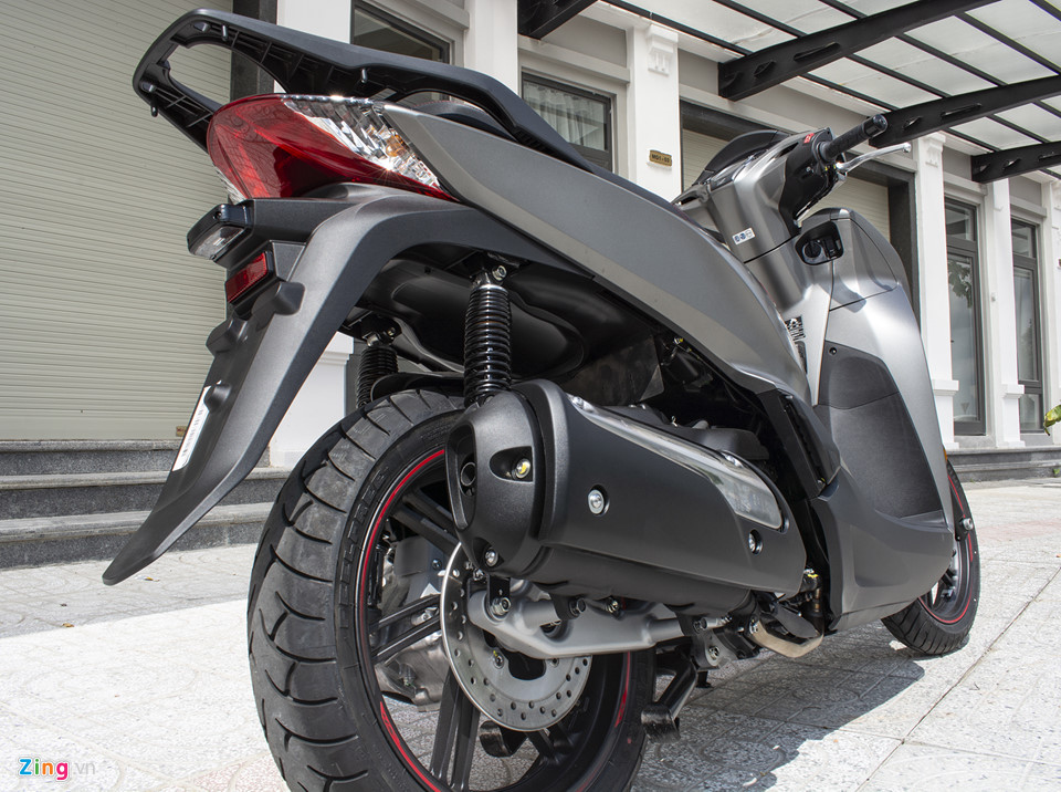 Honda SH 300i 2019 về VN sau 2 tuần ra mắt, giá 270-300 triệu