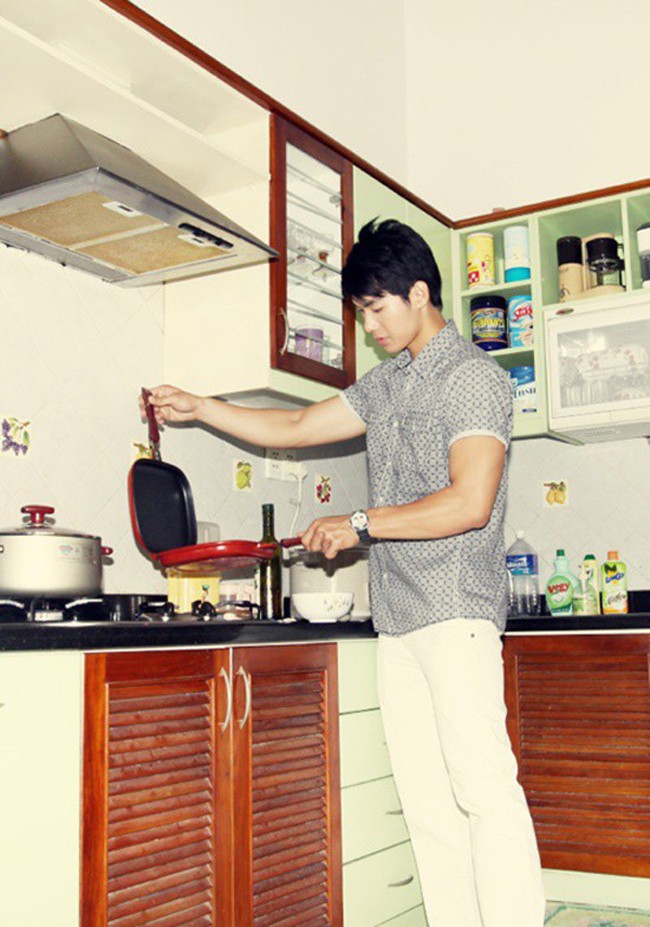 Trương Nam Thành sau khi yêu và cưới nữ doanh nhân giàu có hơn 15 tuổi: Cuộc sống như lật sang trang mới