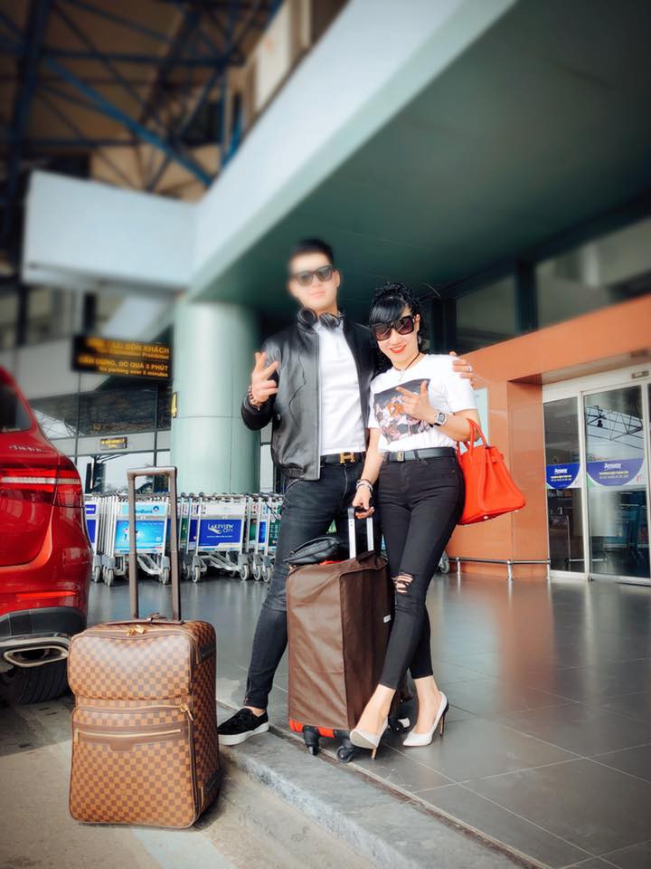 Trương Nam Thành sau khi yêu và cưới nữ doanh nhân giàu có hơn 15 tuổi: Cuộc sống như lật sang trang mới